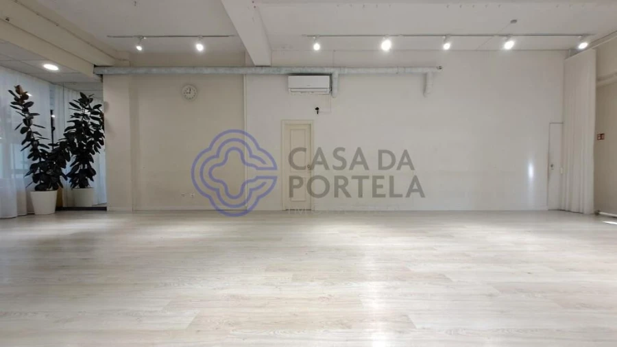 Loja para Arrendamento em Bonfim Foto 11