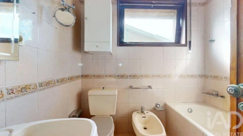 Moradia T5 para Venda em Pedrouços