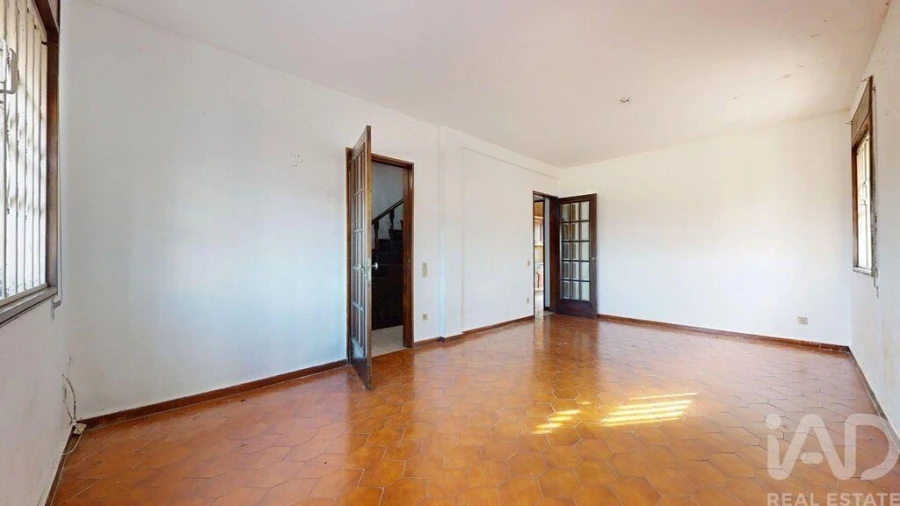 Moradia T5 para Venda em Pedrouços Foto 4