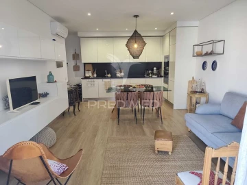 Apartamento T3 para Venda em Portimão