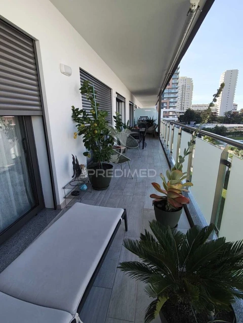 Apartamento T3 para Venda em Portimão