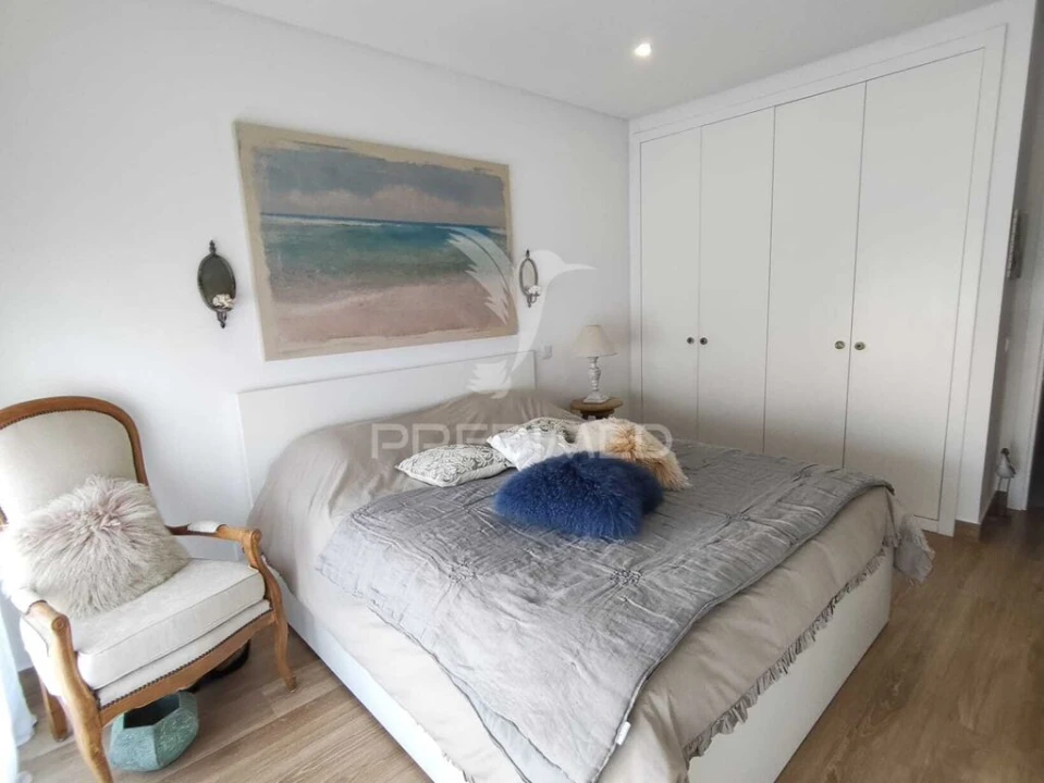 Apartamento T3 para Venda em Portimão Foto 12