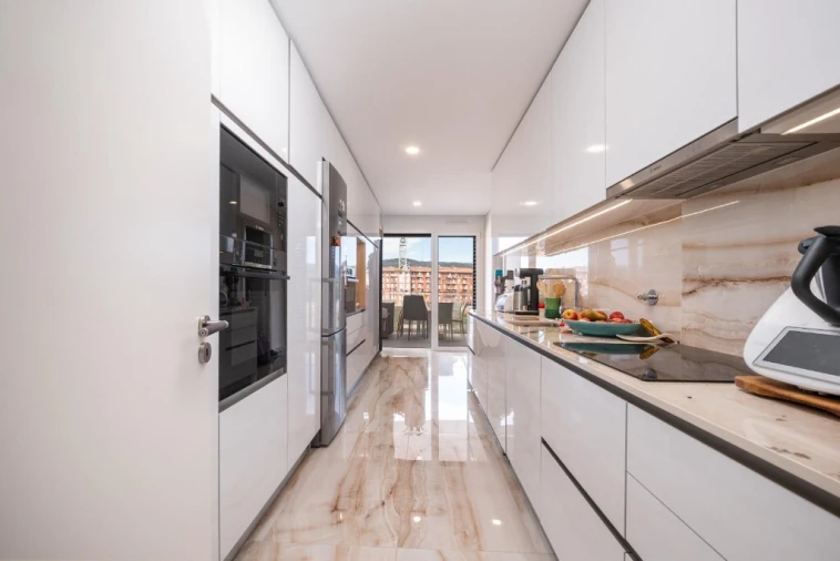 Apartamento T3 para Venda em Santo Antonio dos Olivais Foto 3