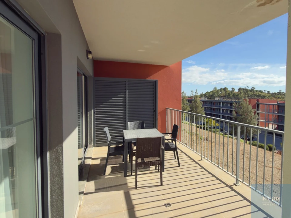 Apartamento T1 para Venda em Mexilhoeira Grande Foto 11