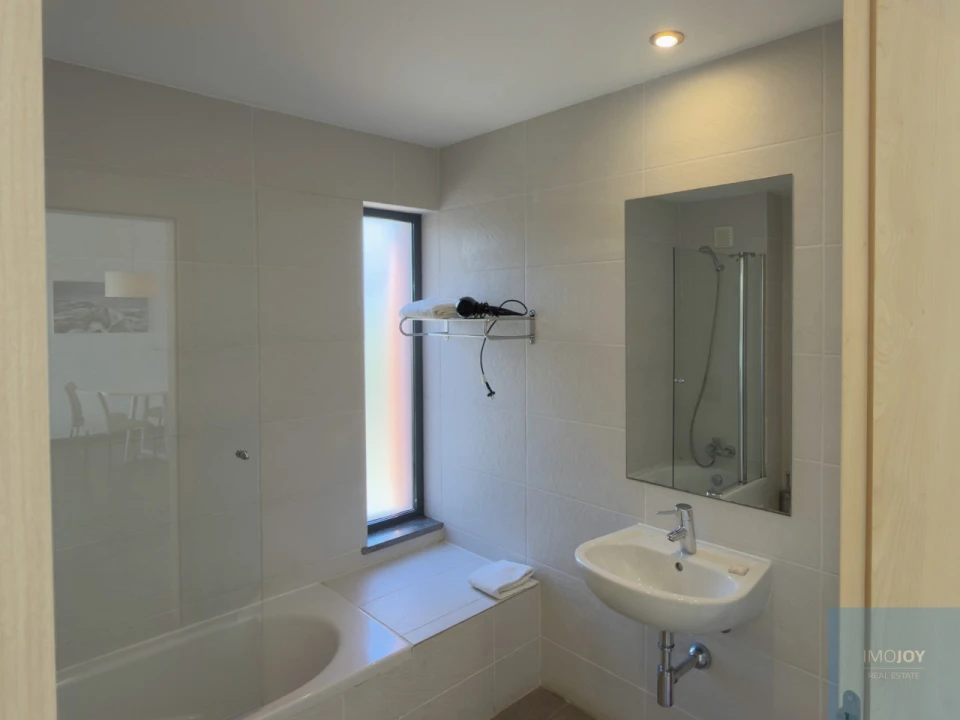 Apartamento T1 para Venda em Mexilhoeira Grande Foto 18