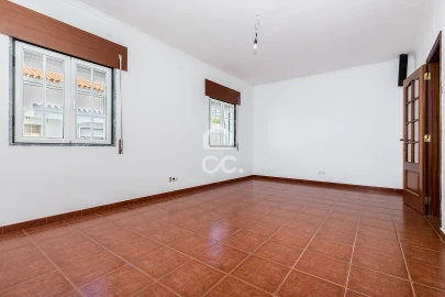 Moradia T3 para Venda em Viana do Alentejo