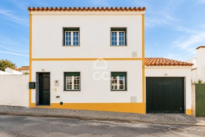 Moradia T3 para Venda em Viana do Alentejo
