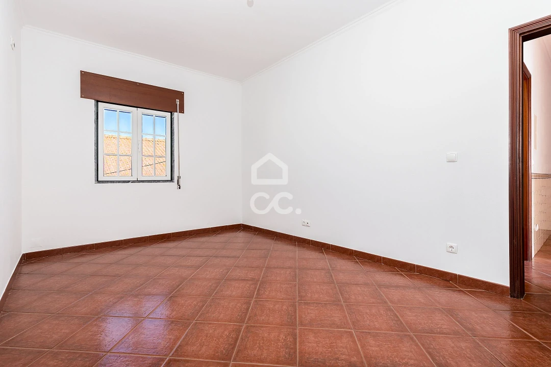 Moradia T3 para Venda em Viana do Alentejo Foto 18