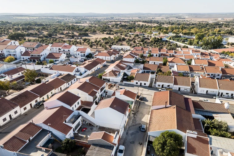 Moradia T3 para Venda em Viana do Alentejo Foto 43