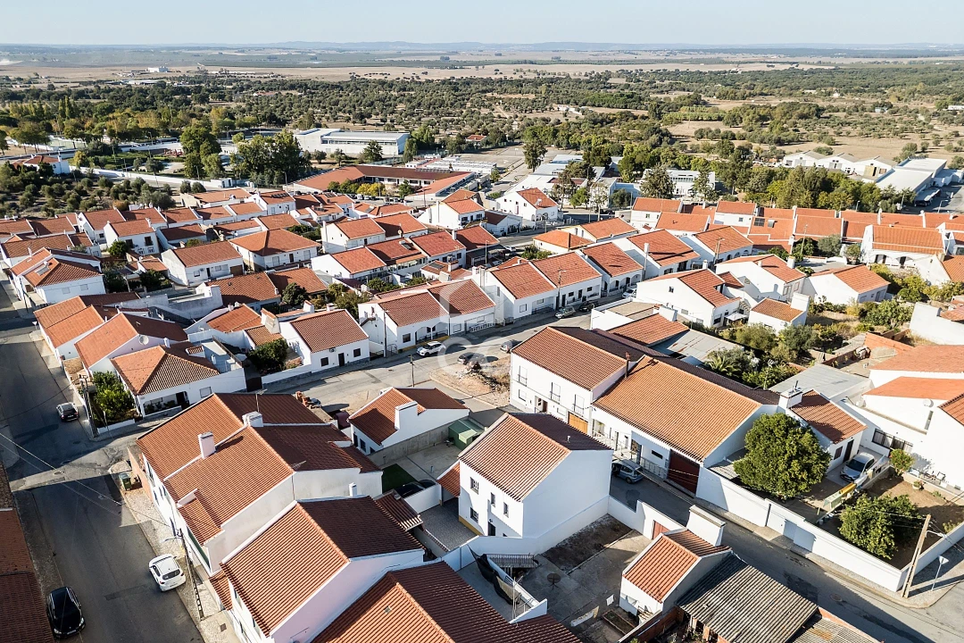 Moradia T3 para Venda em Viana do Alentejo Foto 44