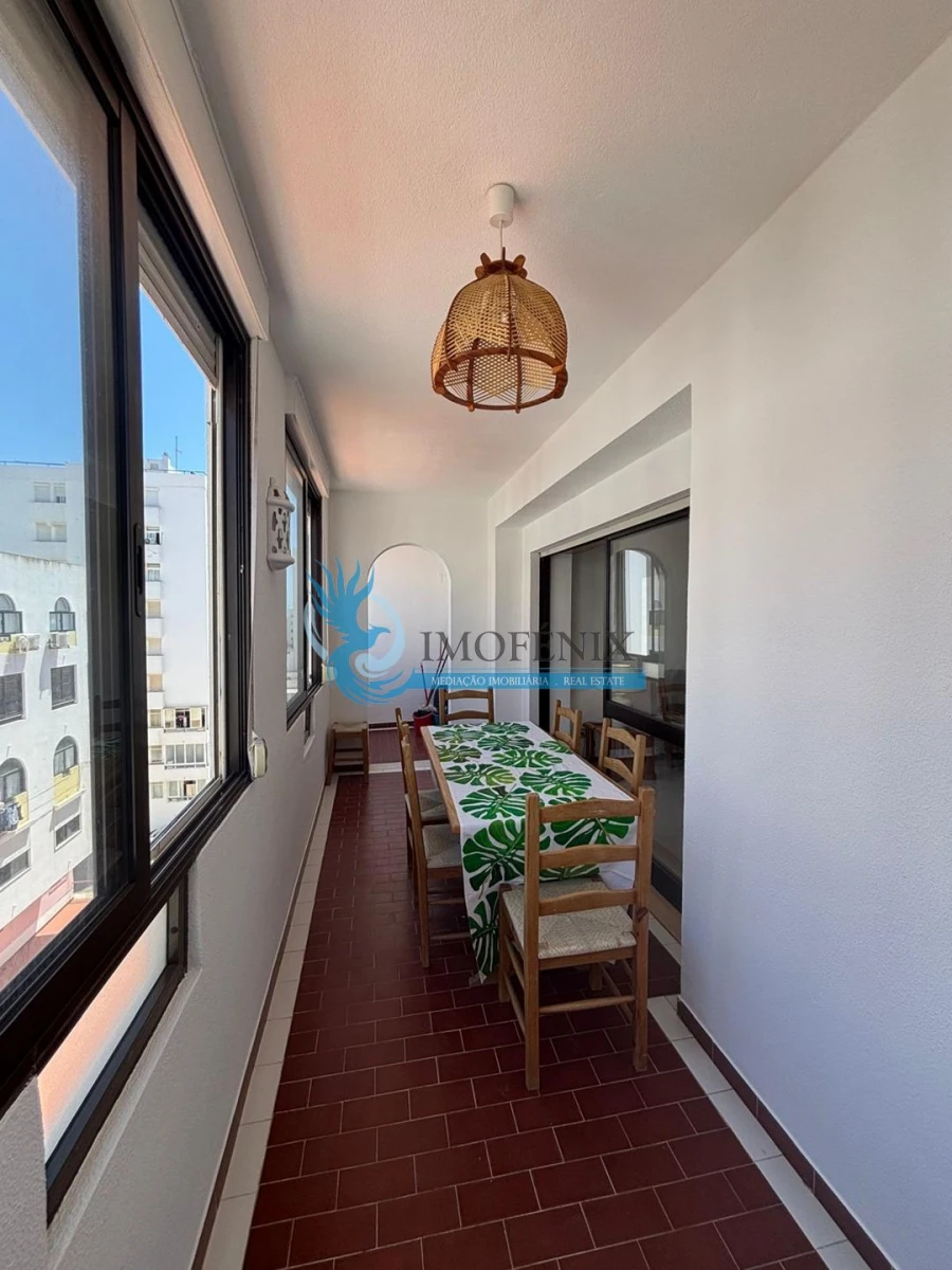Apartamento T1 para Venda em Quarteira Foto 8