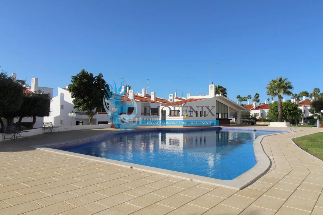 Apartamento T2 para Venda em Albufeira e Olhos de Água Foto 1