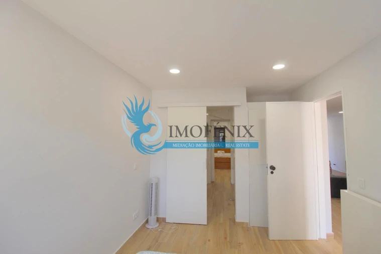 Apartamento T2 para Venda em Albufeira e Olhos de Água Foto 12