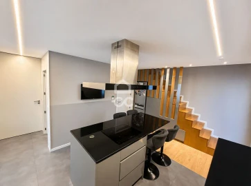 Moradia T4 para Venda em Atães e Rendufe