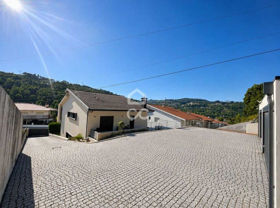 Moradia T4 para Venda em Atães e Rendufe Foto 26