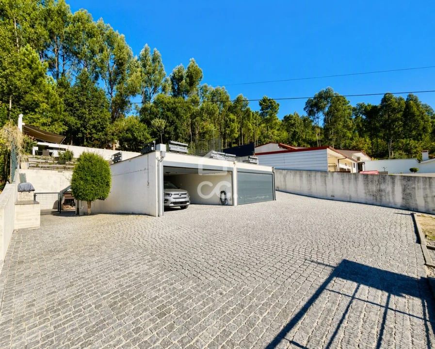 Moradia T4 para Venda em Atães e Rendufe Foto 53