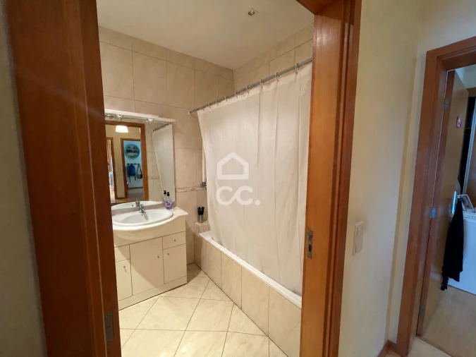 Apartamento T3 para Venda em Vila Nova de Famalicão e Calendário Foto 12