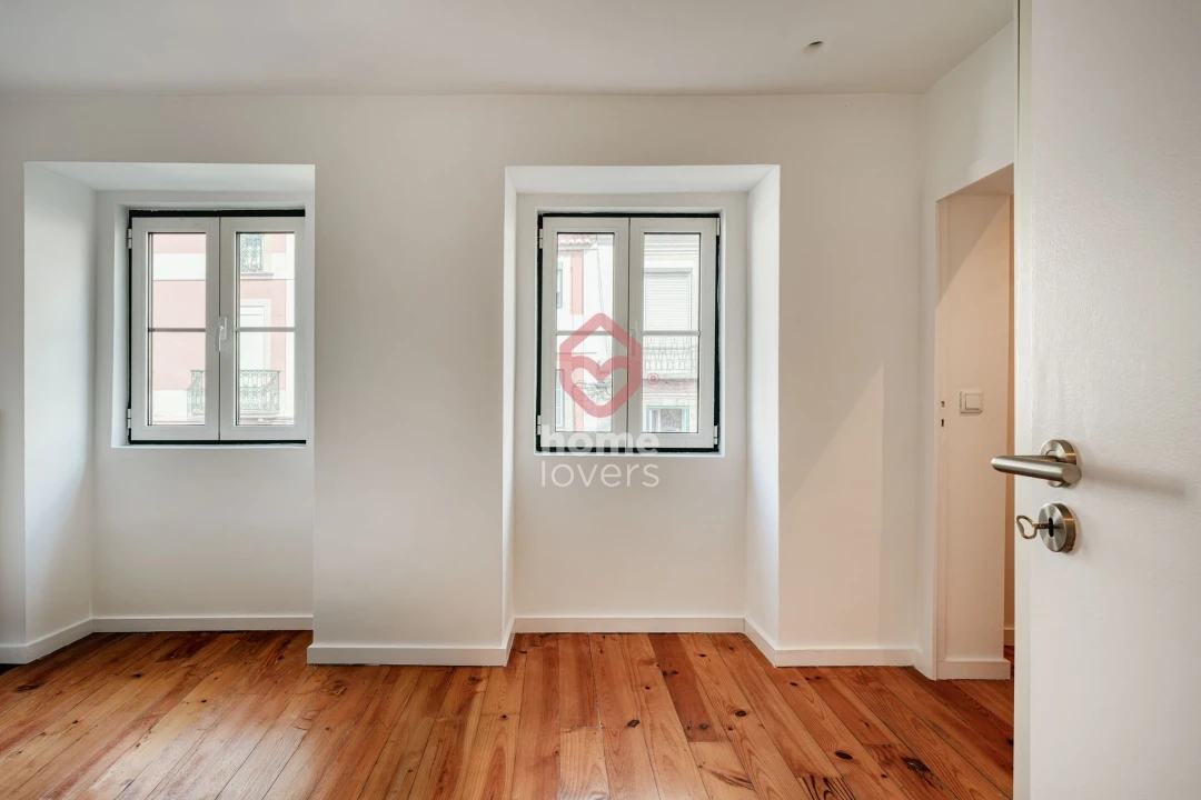 Apartamento T1 para Venda em Misericórdia Foto 16