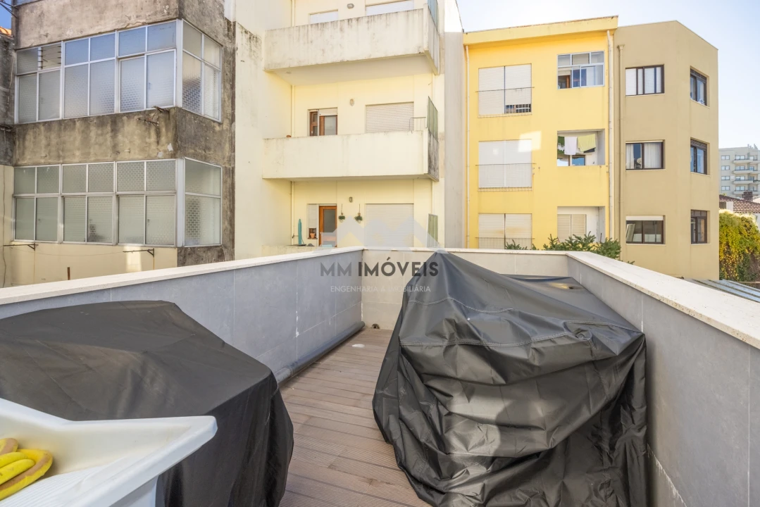 Apartamento T3 para Venda em Paranhos Foto 6