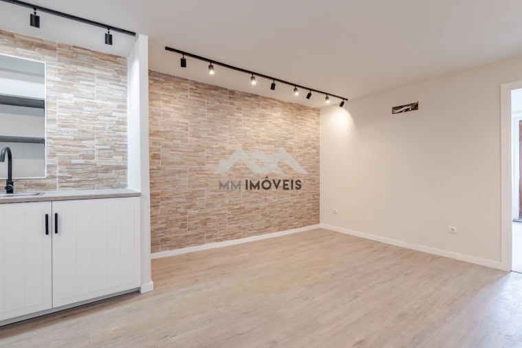 Apartamento T1 para Venda em Bonfim Foto 8