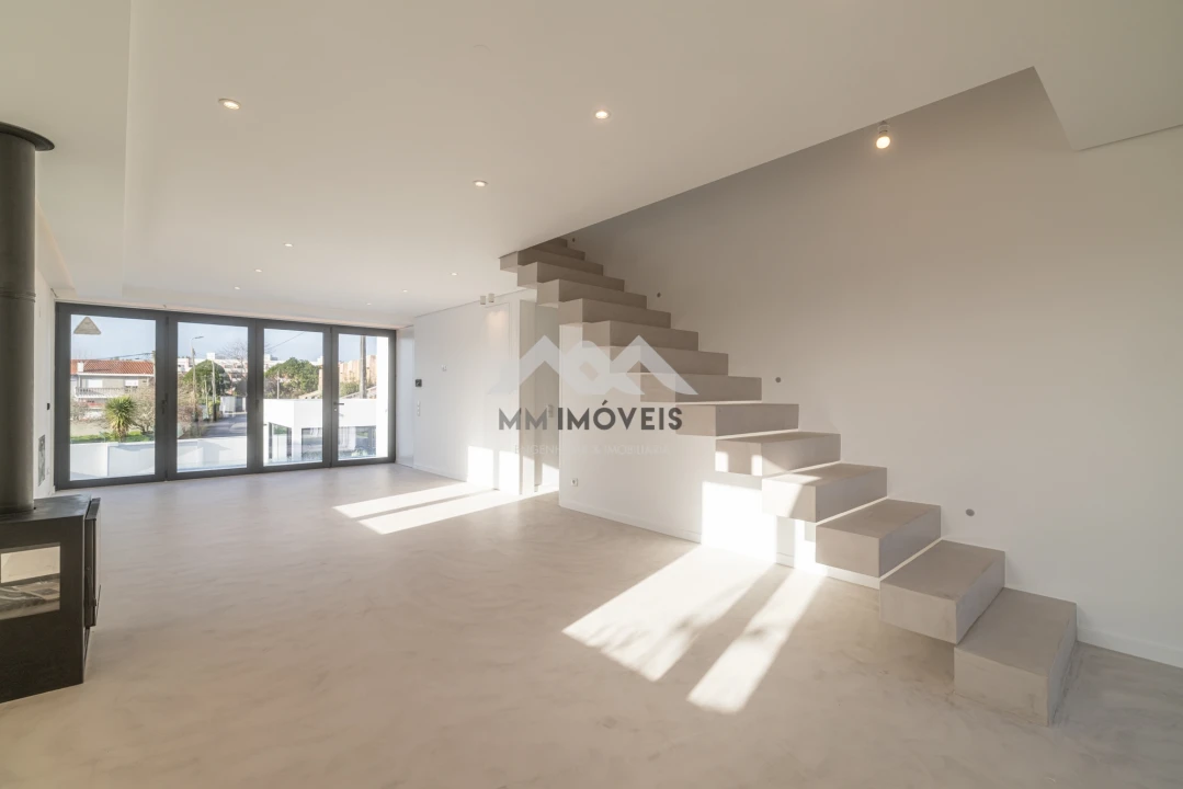 Moradia T3 para Venda em Santa Marinha e São Pedro da Afurada Foto 10