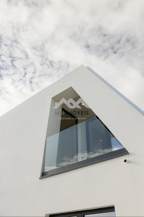 Moradia T3 para Venda em Santa Marinha e São Pedro da Afurada