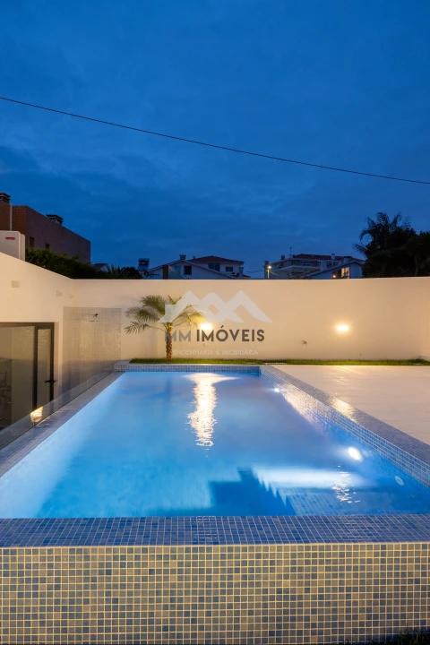 Moradia T3 para Venda em Santa Marinha e São Pedro da Afurada