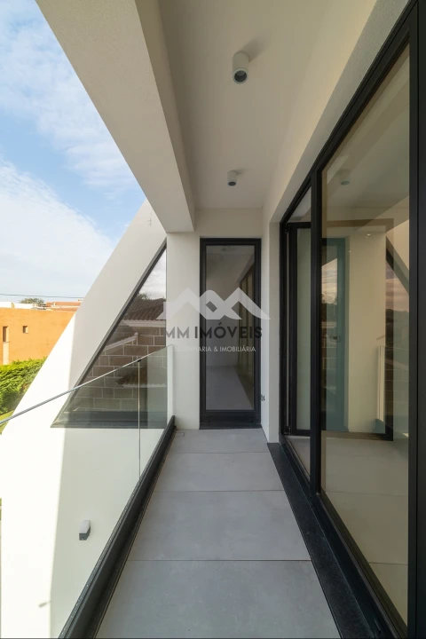 Moradia T3 para Venda em Santa Marinha e São Pedro da Afurada