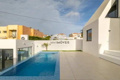 Moradia T3 para Venda em Santa Marinha e São Pedro da Afurada