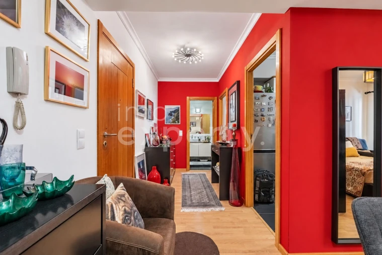 Apartamento T1 para Venda em São Martinho Foto 2