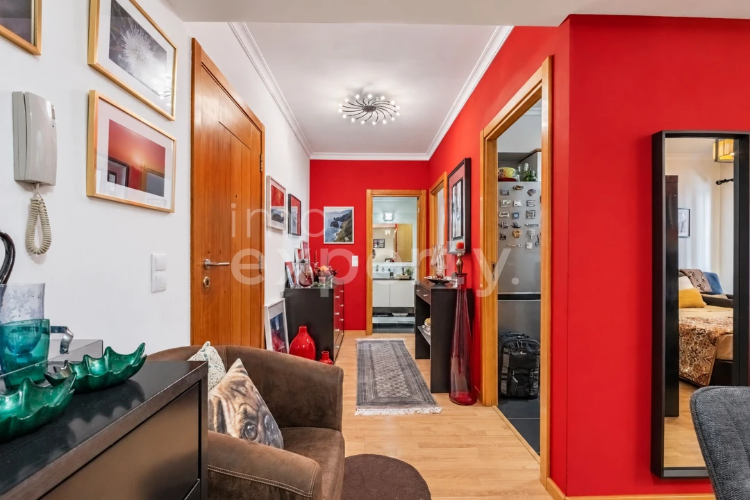 Apartamento T1 para Venda em São Martinho Foto 2