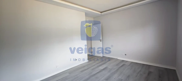 Moradia T3 para Venda em Santa Maria de Lamas