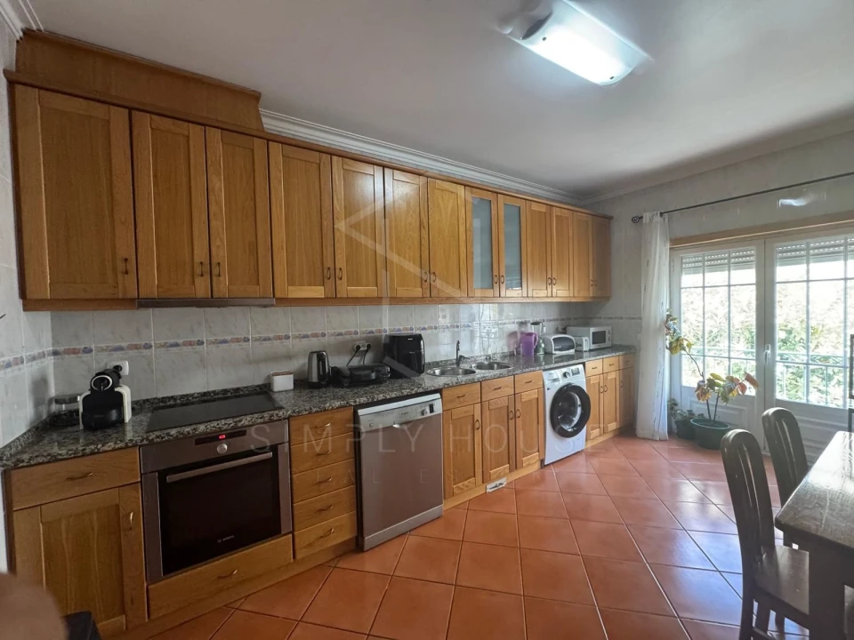 Apartamento T3 para Venda em Turquel Foto 8