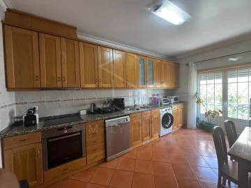 Apartamento T3 para Venda em Turquel