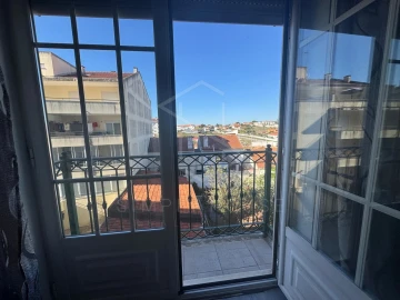 Apartamento T3 para Venda em Turquel