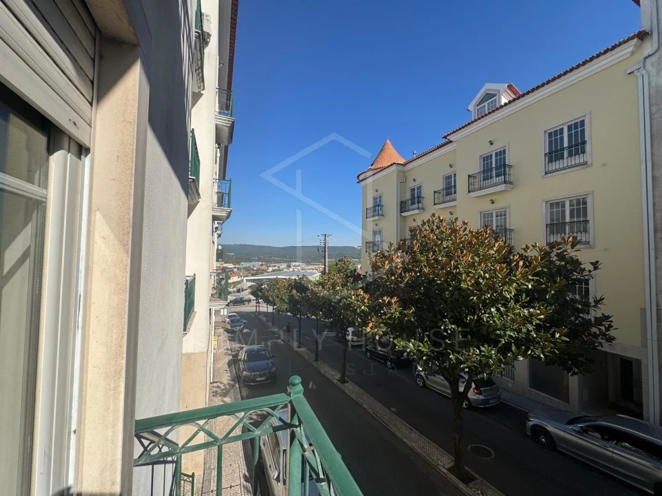 Apartamento T3 para Venda em Turquel Foto 22