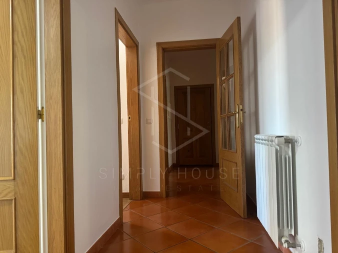 Apartamento T3 para Venda em Turquel Foto 9