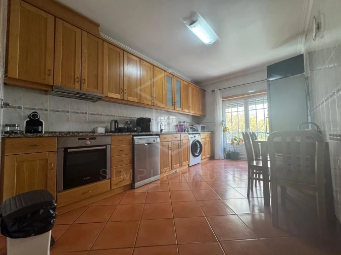 Apartamento T3 para Venda em Turquel Foto 7