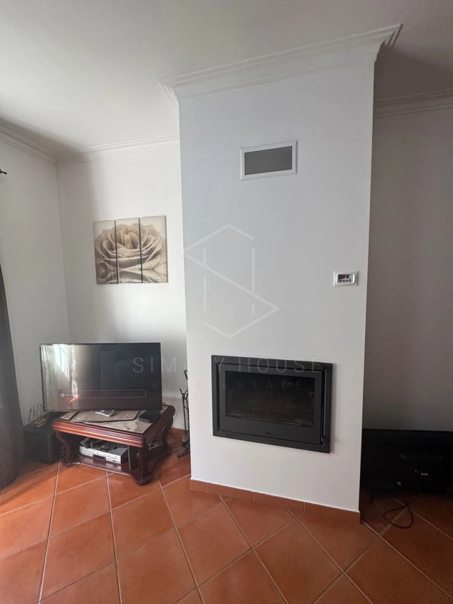 Apartamento T3 para Venda em Turquel Foto 2
