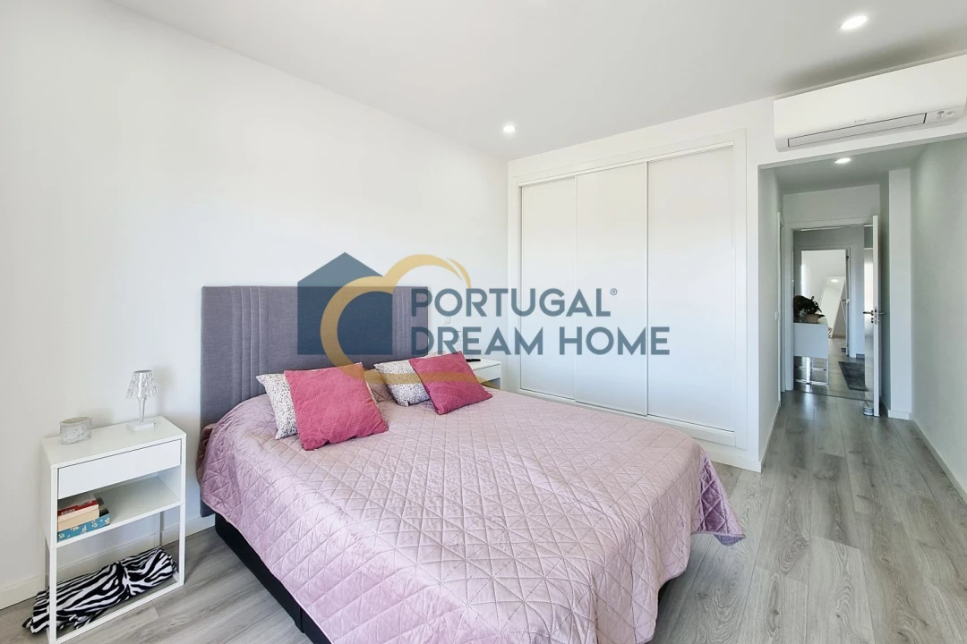 Apartamento T3 para Venda em Albufeira e Olhos de Água Foto 12