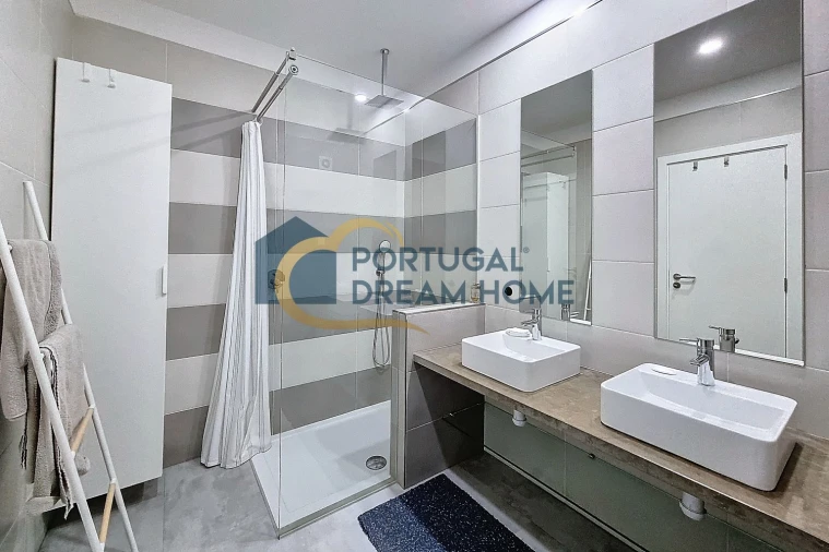 Apartamento T3 para Venda em Albufeira e Olhos de Água Foto 14