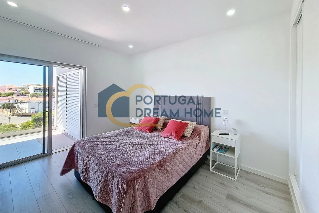 Apartamento T3 para Venda em Albufeira e Olhos de Água Foto 13