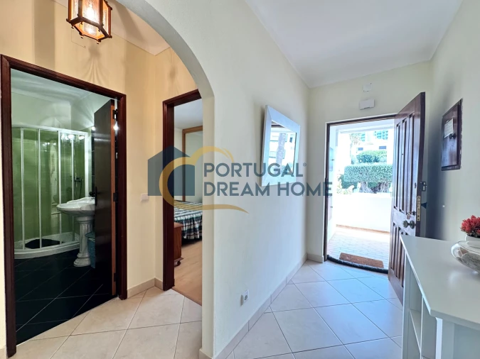 Apartamento T1 para Venda em Albufeira e Olhos de Água Foto 3