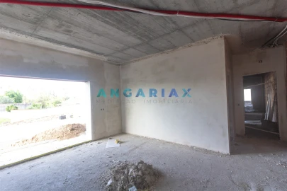 Moradia T4 para Venda em Pataias e Martingança
