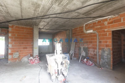Moradia T4 para Venda em Pataias e Martingança