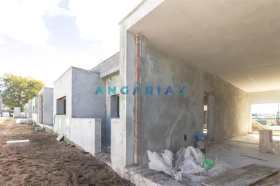 Moradia T4 para Venda em Pataias e Martingança
