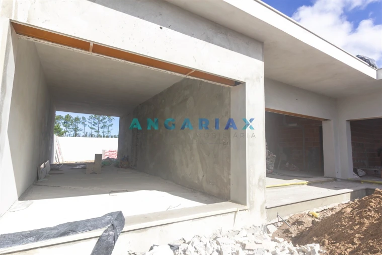 Moradia T4 para Venda em Pataias e Martingança Foto 3