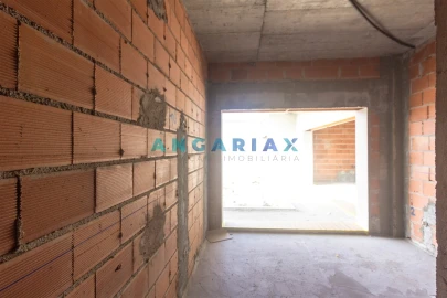 Moradia T4 para Venda em Pataias e Martingança
