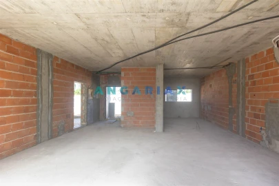 Moradia T4 para Venda em Pataias e Martingança