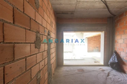 Moradia T4 para Venda em Pataias e Martingança